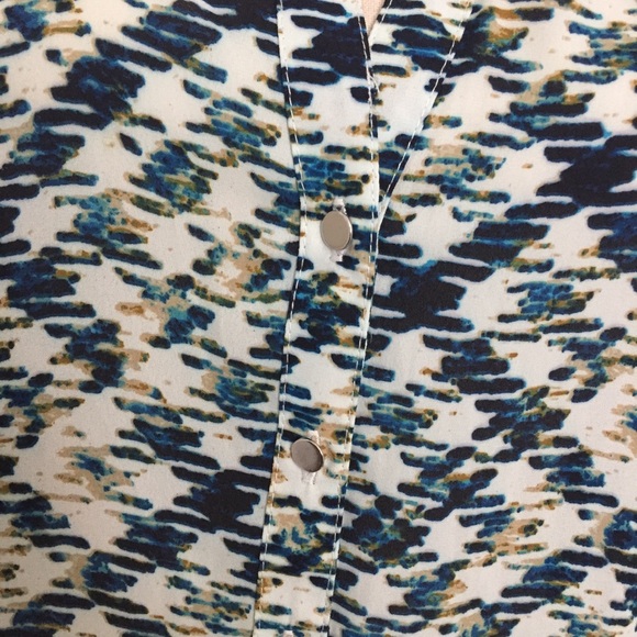 NUE OPTIONS Watercolor Houndstooth Tunic Blouse - Picture 3 of 7